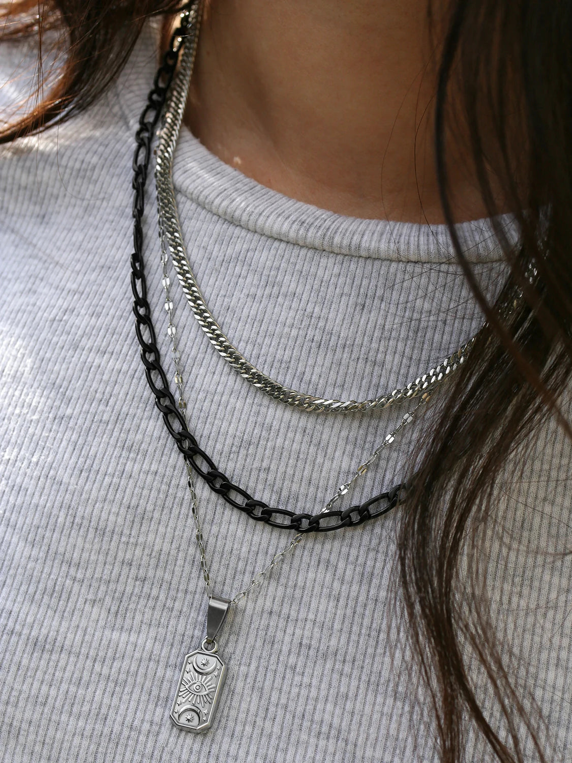 Collier Existence