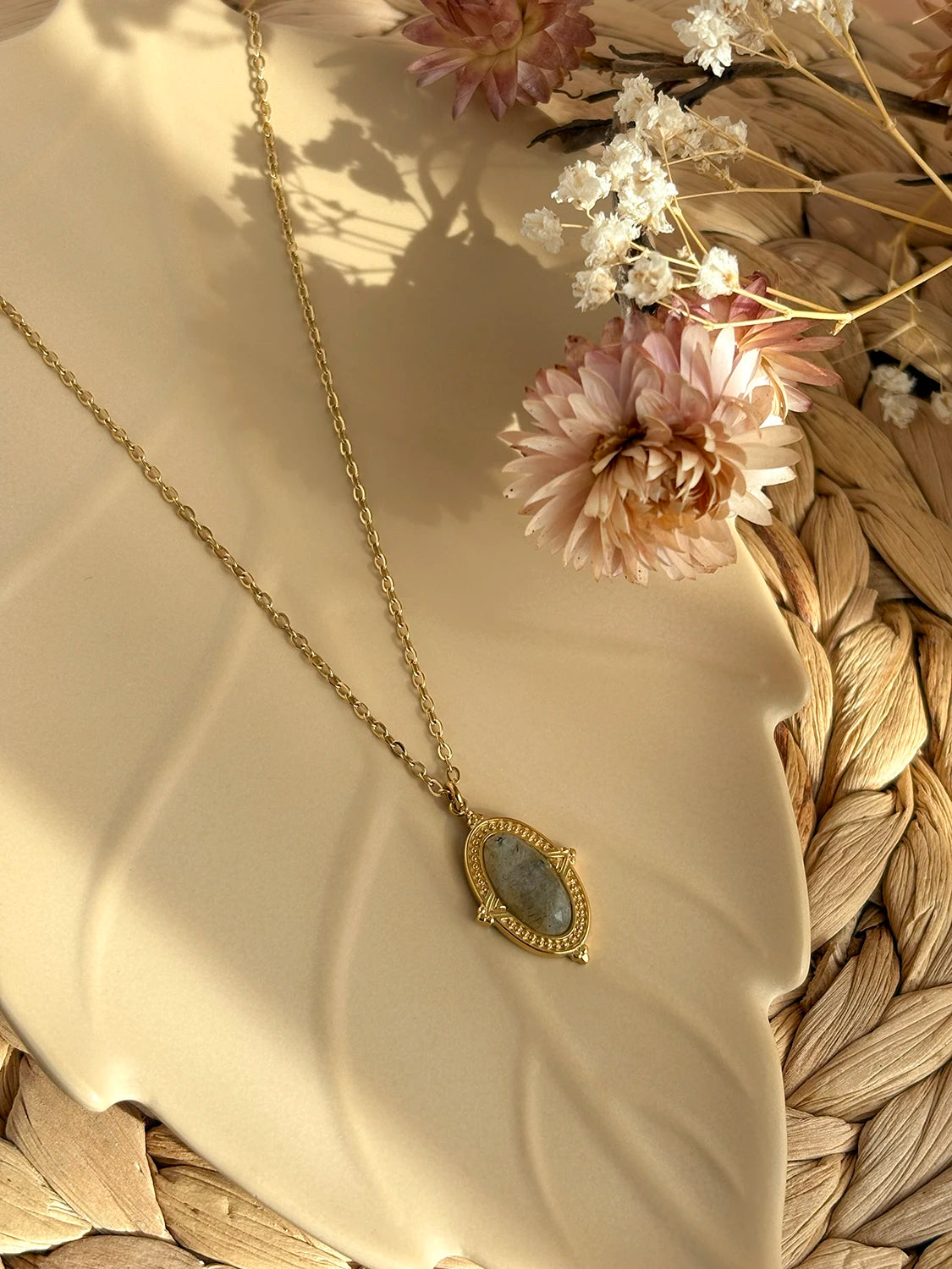 Collier Bouclier (Labradorite)