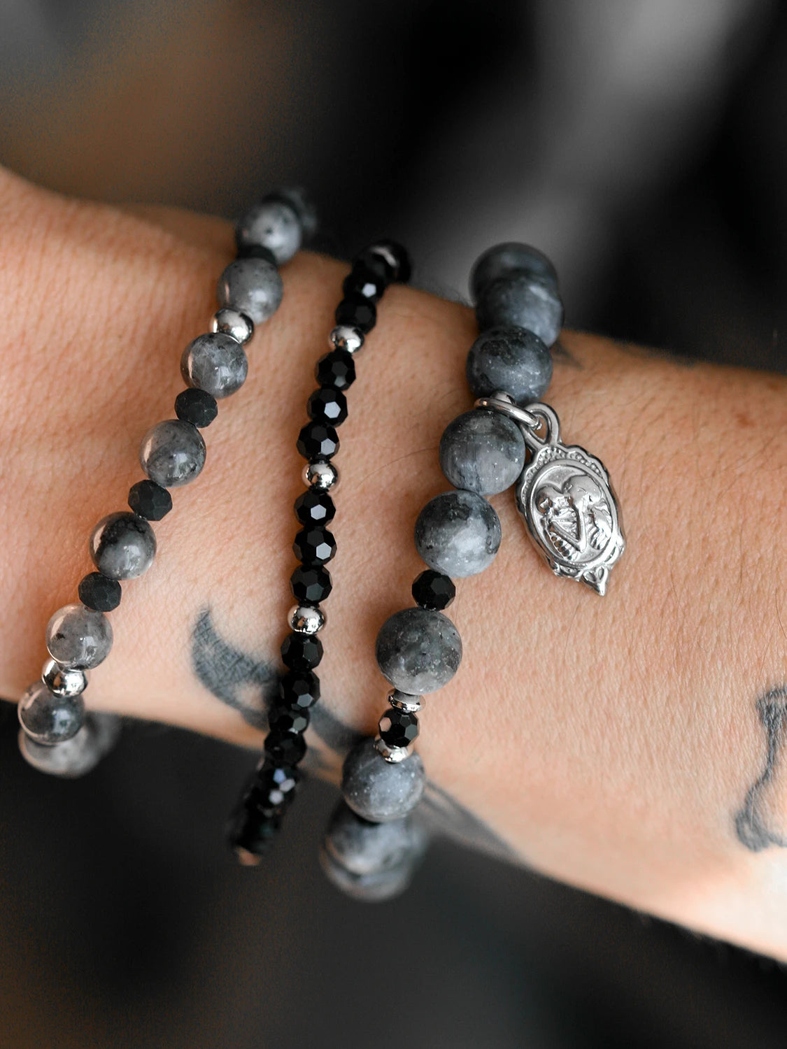 Ensemble Dark Romance